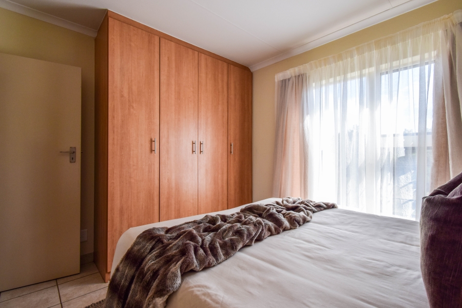 To Let 2 Bedroom Property for Rent in Olympus AH Gauteng