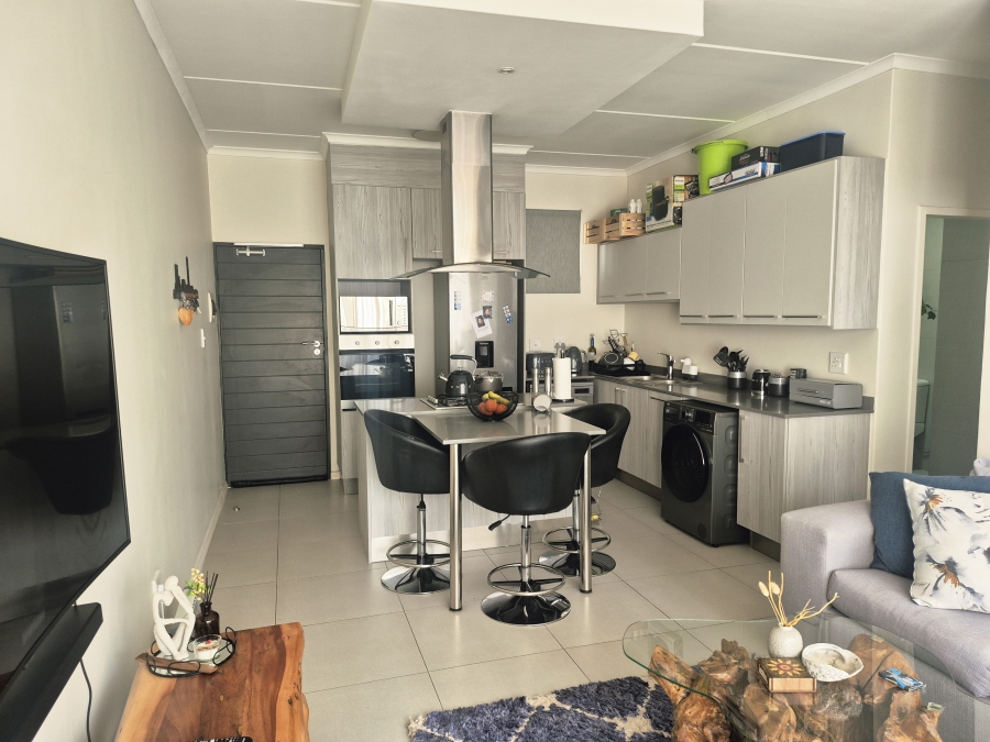 2 Bedroom Property for Sale in Carlswald Gauteng