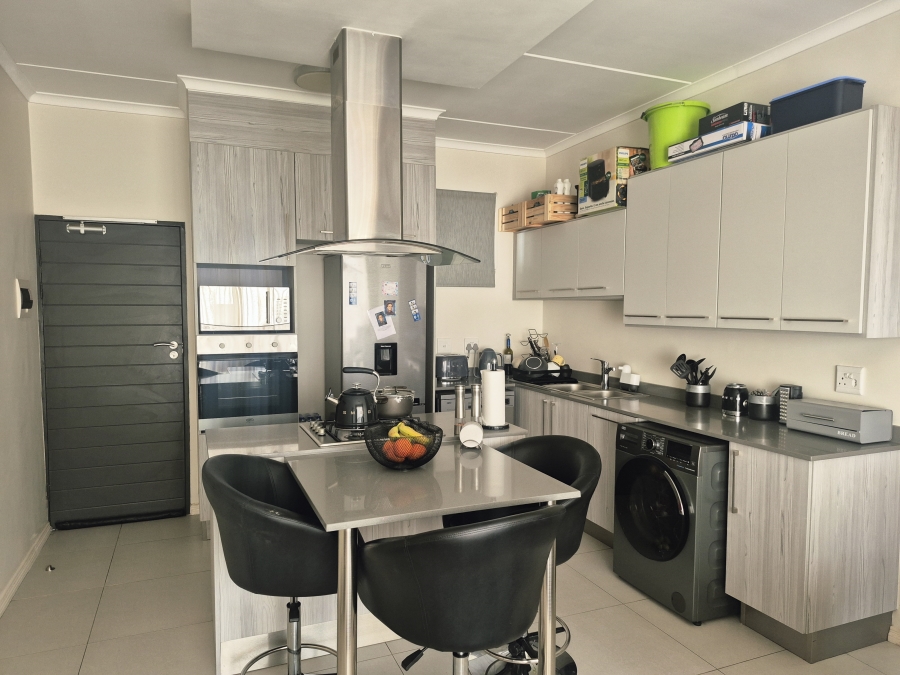 2 Bedroom Property for Sale in Carlswald Gauteng