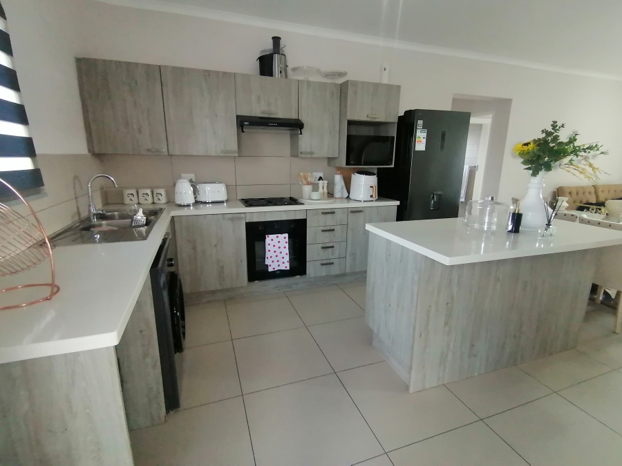 2 Bedroom Property for Sale in Carlswald Gauteng