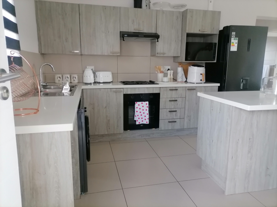 2 Bedroom Property for Sale in Carlswald Gauteng