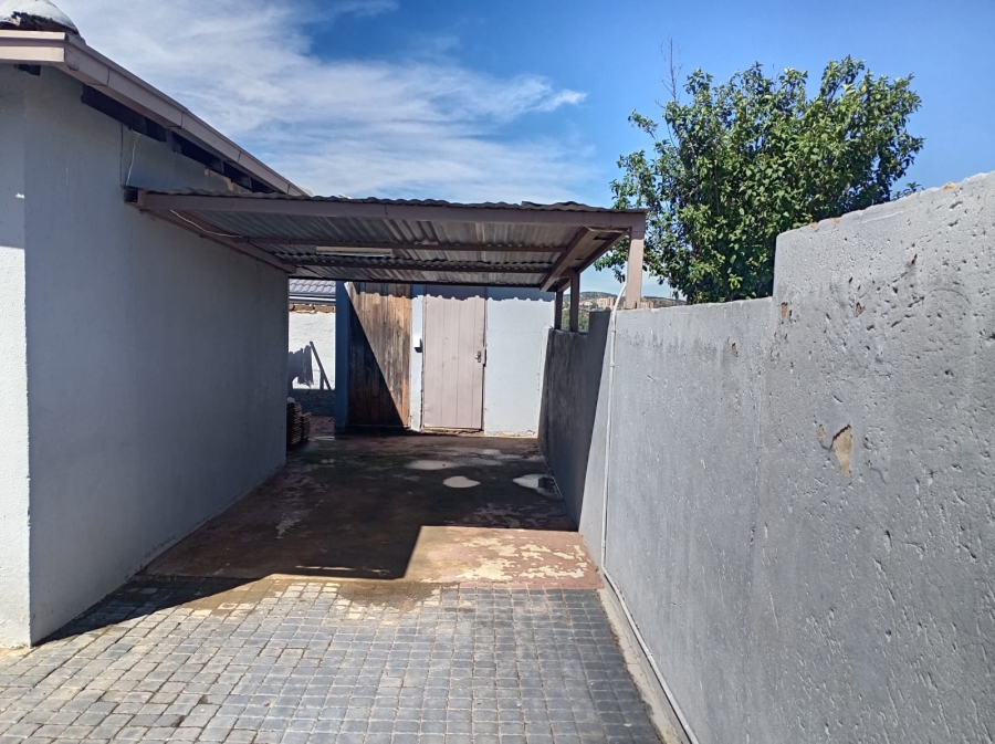3 Bedroom Property for Sale in Lotus Gardens Gauteng