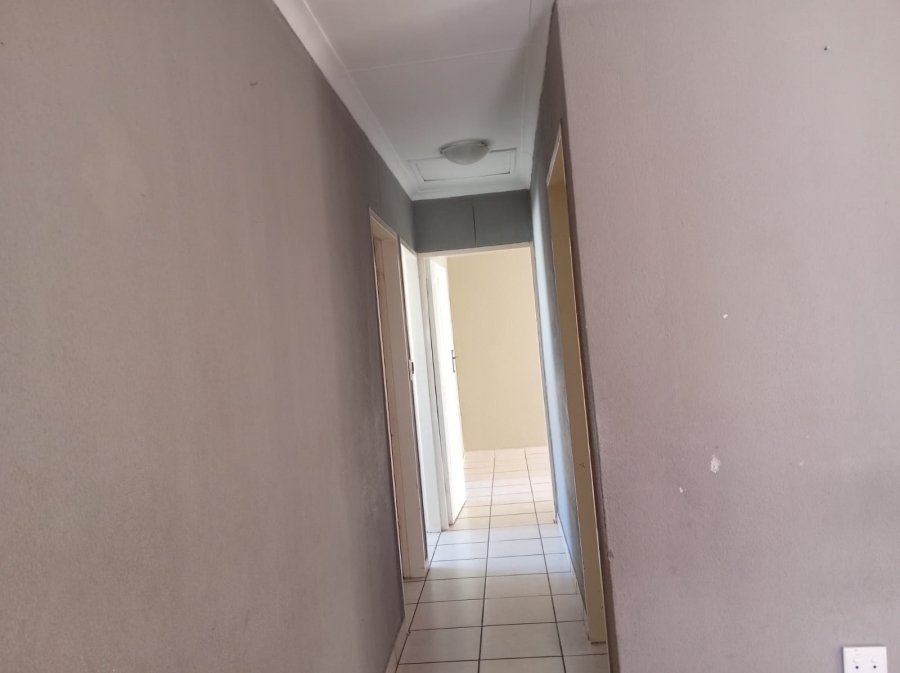 3 Bedroom Property for Sale in Lotus Gardens Gauteng