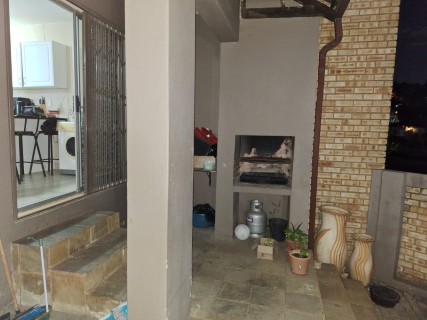 2 Bedroom Property for Sale in Wilgeheuwel Gauteng
