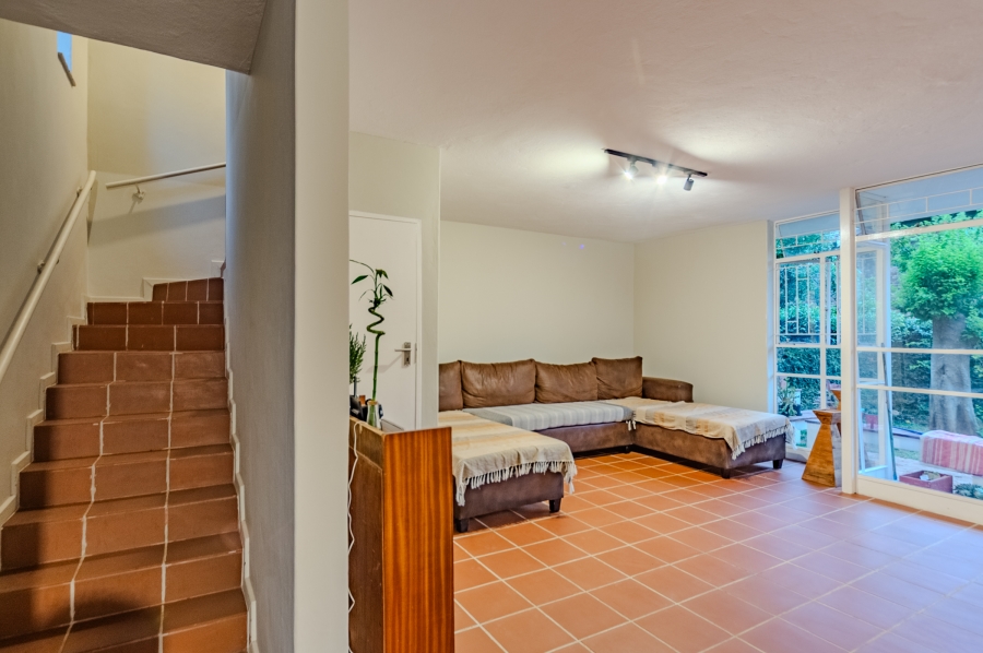 3 Bedroom Property for Sale in Garsfontein Gauteng