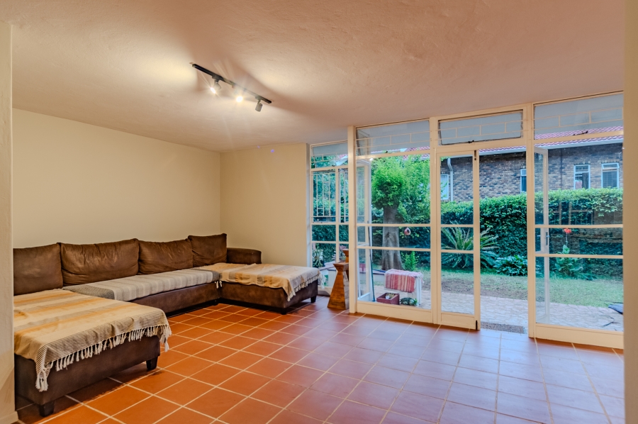 3 Bedroom Property for Sale in Garsfontein Gauteng