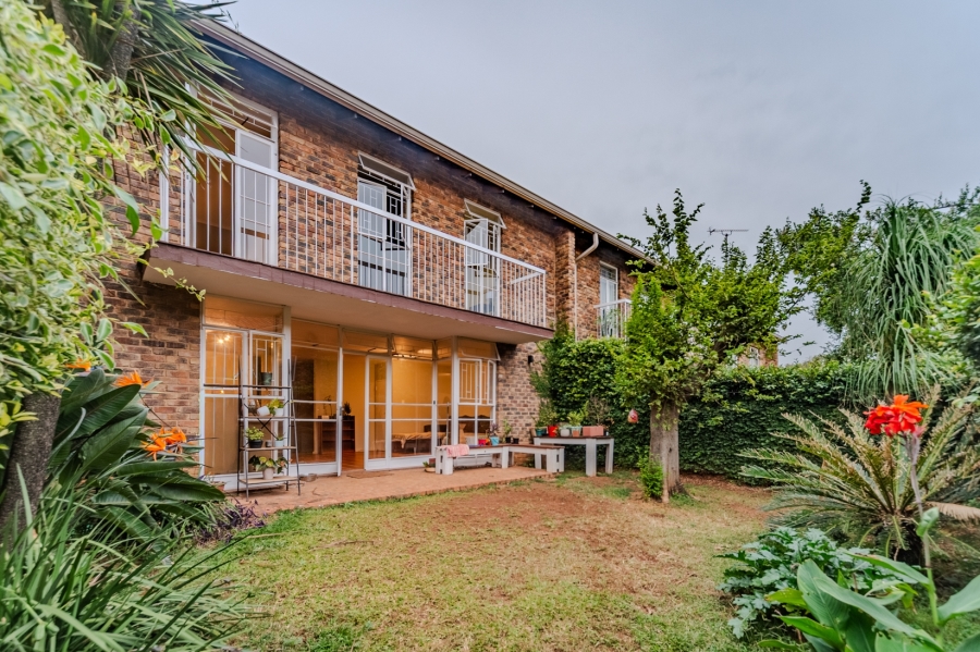 3 Bedroom Property for Sale in Garsfontein Gauteng