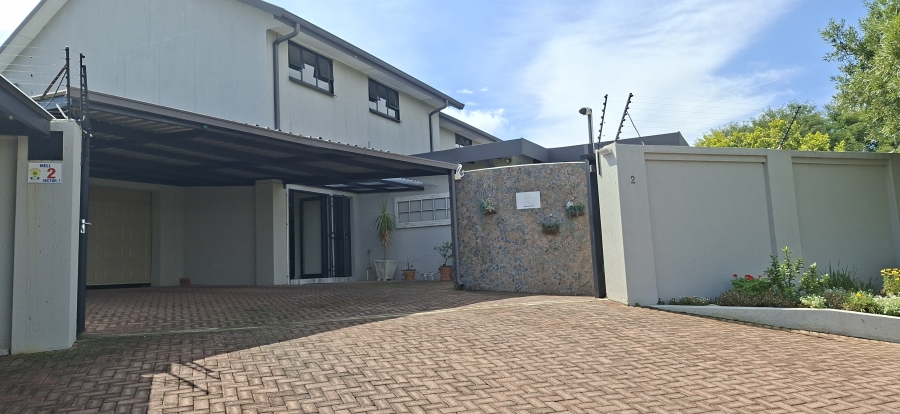 4 Bedroom Property for Sale in Noordkruin Gauteng