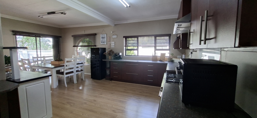 4 Bedroom Property for Sale in Noordkruin Gauteng