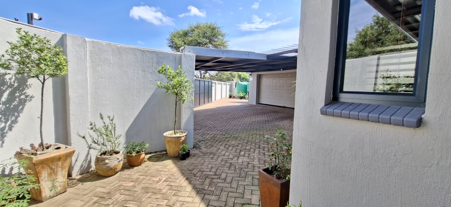 4 Bedroom Property for Sale in Noordkruin Gauteng