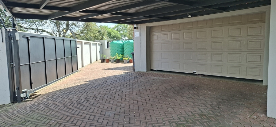 4 Bedroom Property for Sale in Noordkruin Gauteng