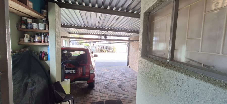 3 Bedroom Property for Sale in Krugersdorp North Gauteng