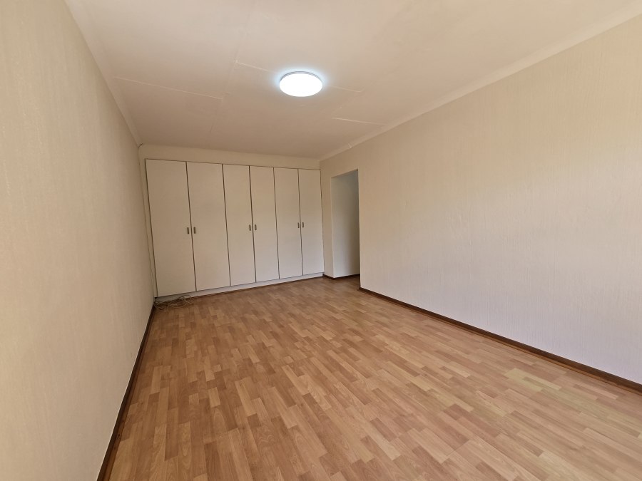 4 Bedroom Property for Sale in Kenmare Gauteng