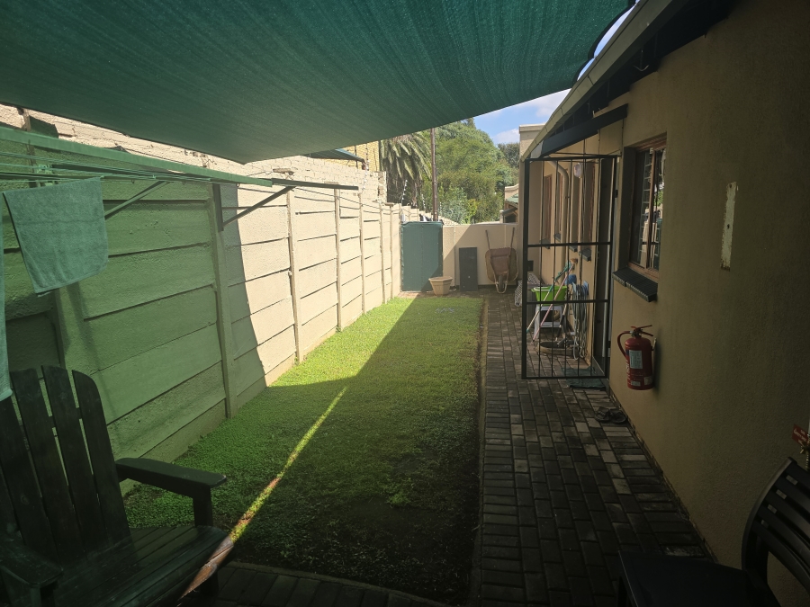 2 Bedroom Property for Sale in Noordheuwel Gauteng