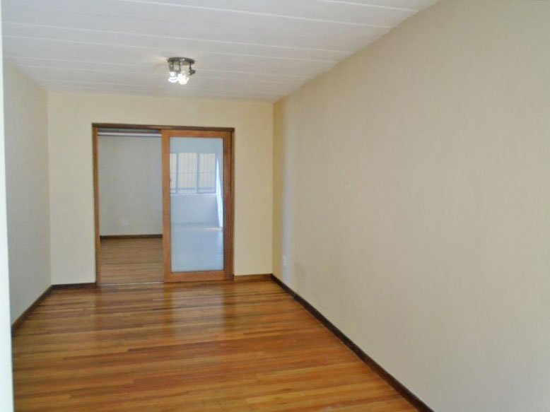 To Let 2 Bedroom Property for Rent in Northcliff Gauteng
