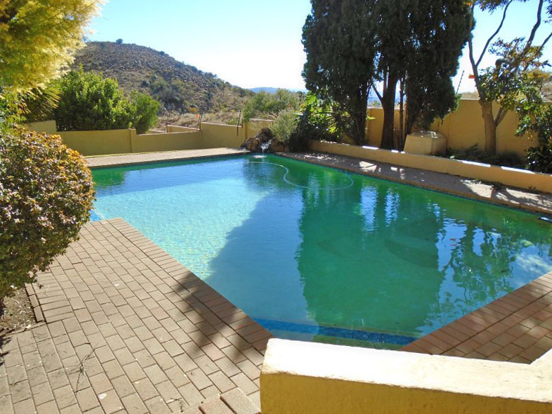 To Let 2 Bedroom Property for Rent in Northcliff Gauteng