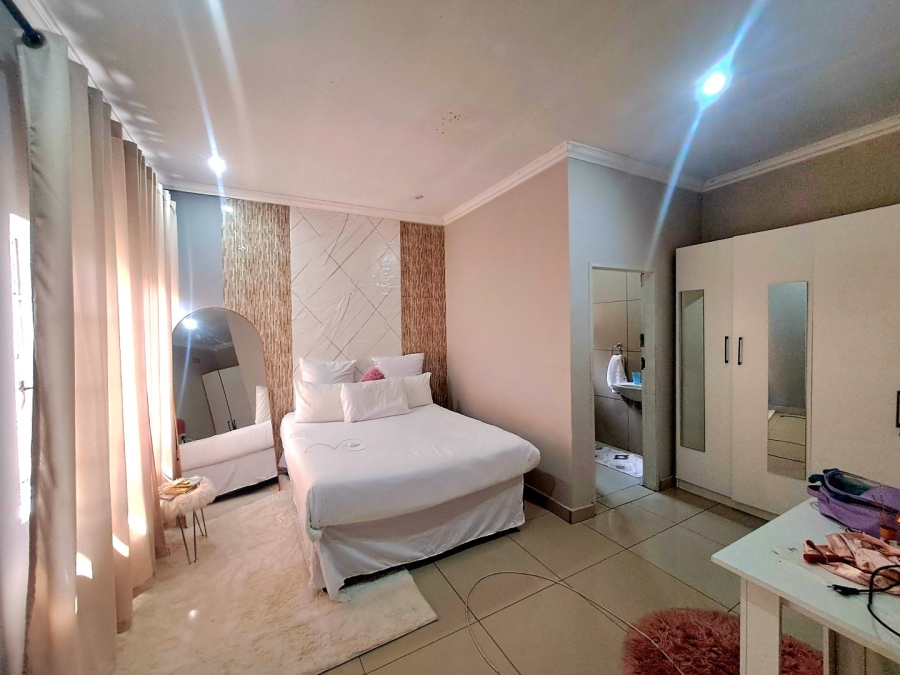 3 Bedroom Property for Sale in Bezuidenhout Valley Gauteng