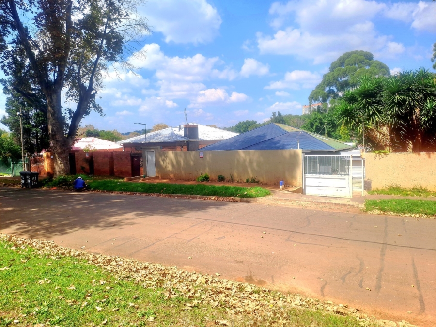 3 Bedroom Property for Sale in Bezuidenhout Valley Gauteng