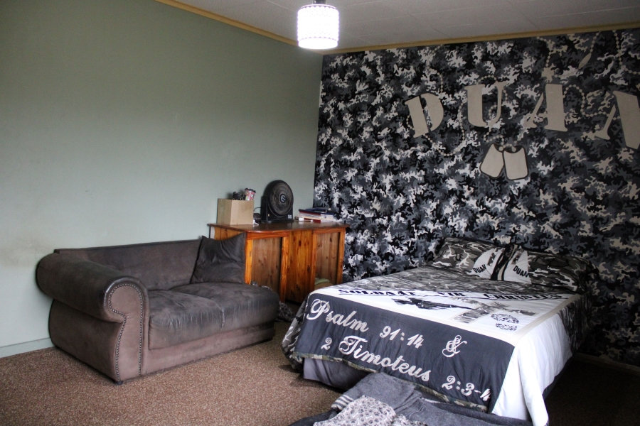 4 Bedroom Property for Sale in Spaarwater Gauteng
