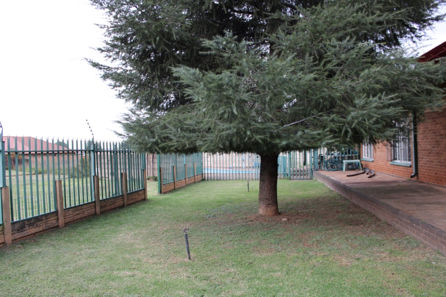 4 Bedroom Property for Sale in Spaarwater Gauteng