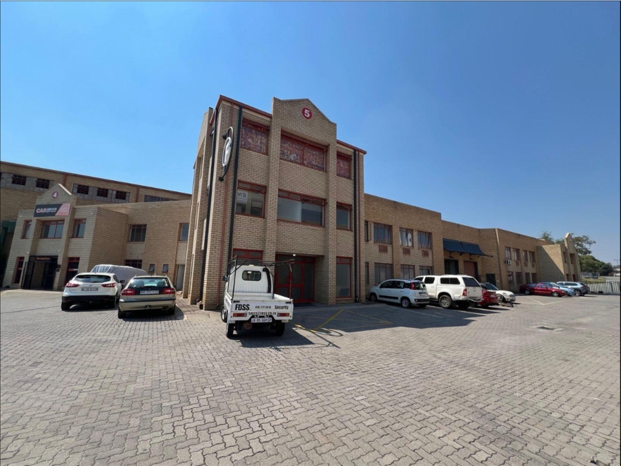 To Let Commercial Property for Rent in Strijdom Park Gauteng
