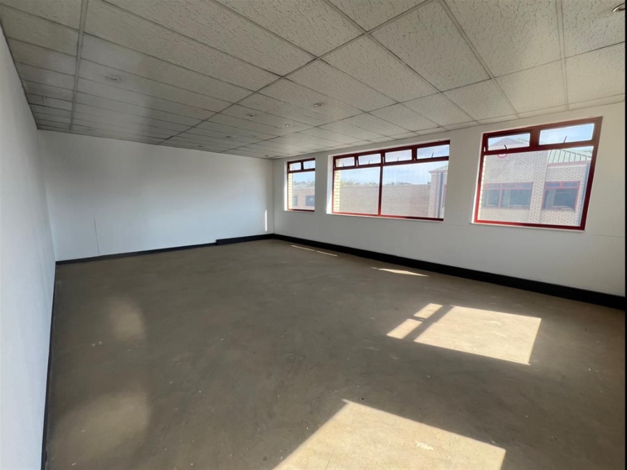 To Let Commercial Property for Rent in Strijdom Park Gauteng