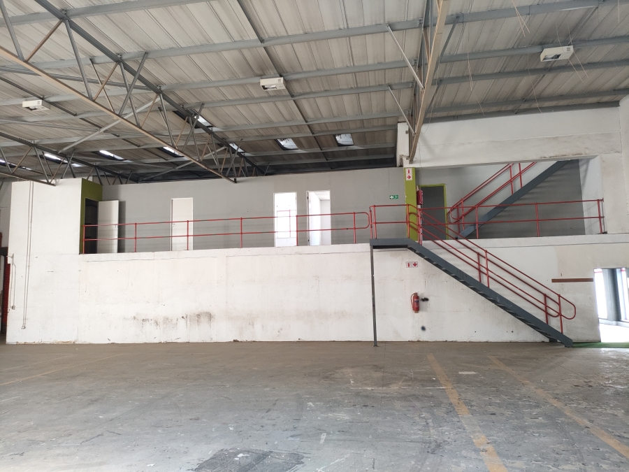 To Let Commercial Property for Rent in Strijdom Park Gauteng