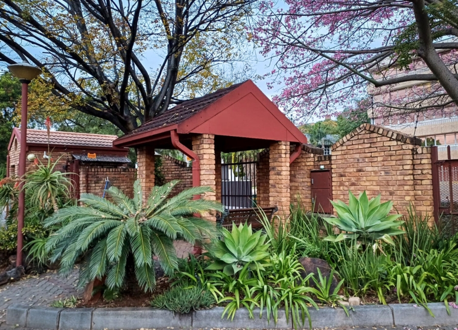 To Let 2 Bedroom Property for Rent in Lynnwood Gauteng