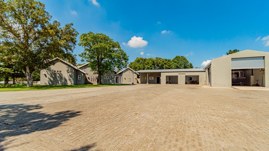 4 Bedroom Property for Sale in Marlbank Gauteng