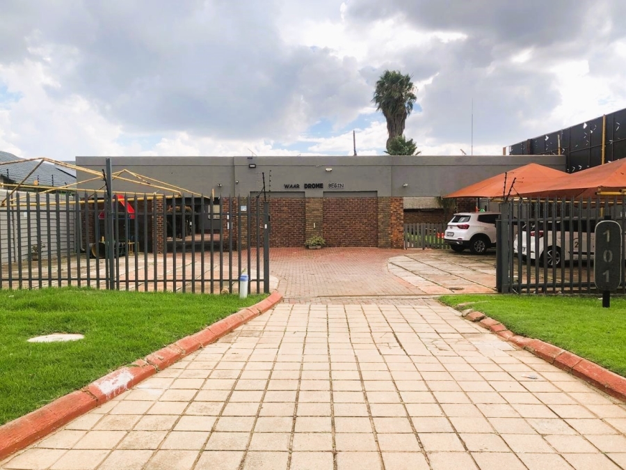 7 Bedroom Property for Sale in Ravenswood Gauteng