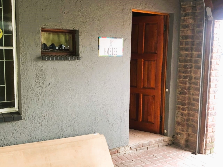 7 Bedroom Property for Sale in Ravenswood Gauteng