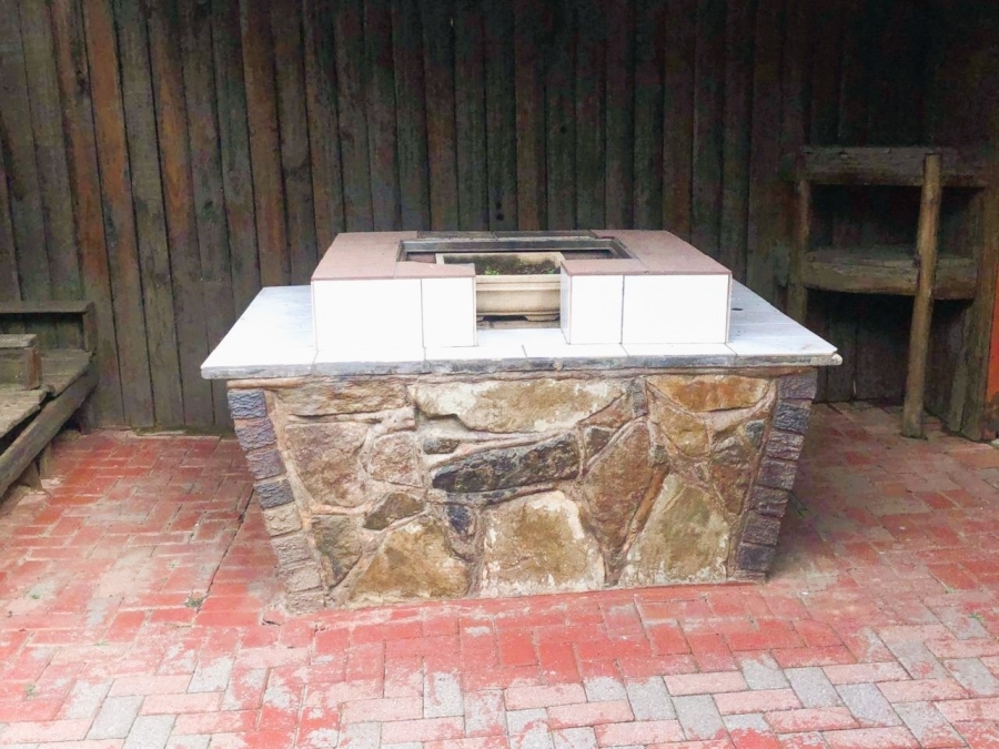 7 Bedroom Property for Sale in Ravenswood Gauteng