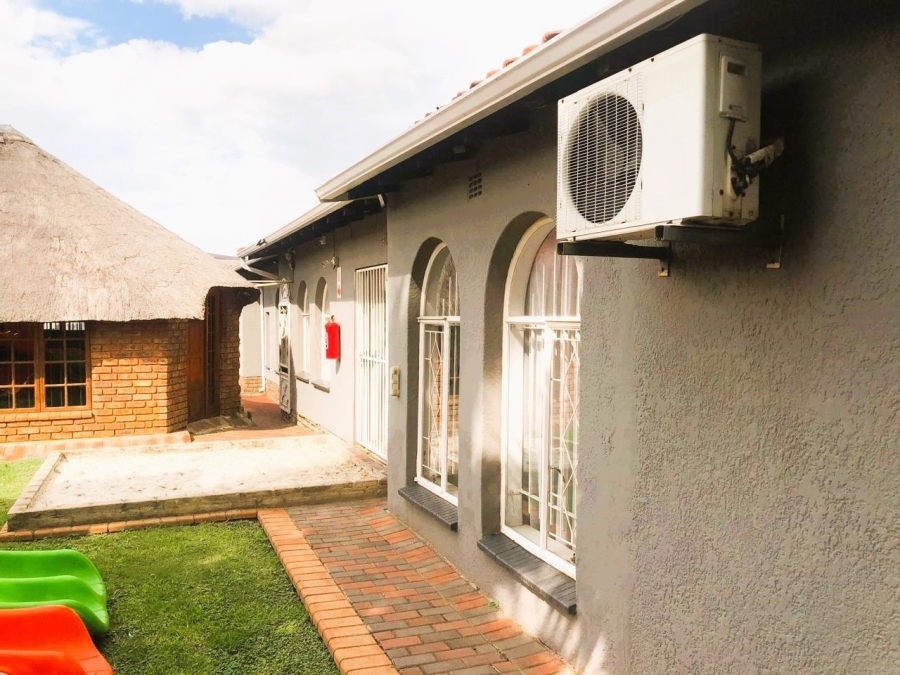 7 Bedroom Property for Sale in Ravenswood Gauteng