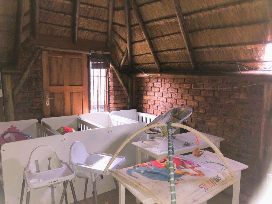 7 Bedroom Property for Sale in Ravenswood Gauteng