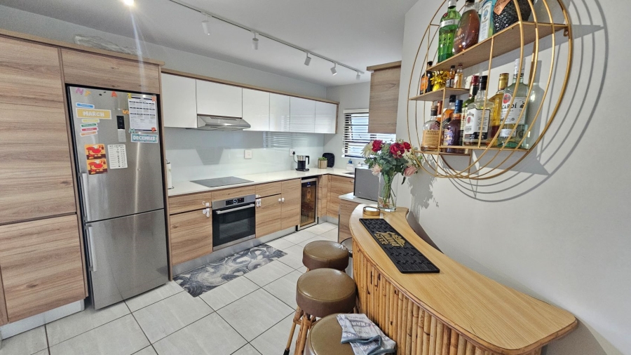 3 Bedroom Property for Sale in Waterfall Gauteng