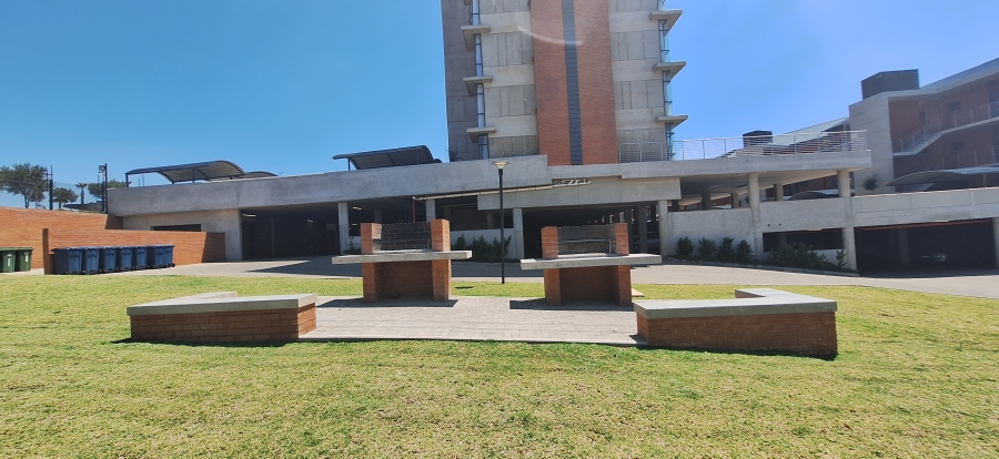 To Let 2 Bedroom Property for Rent in Equestria Gauteng