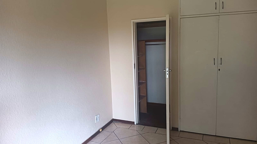 2 Bedroom Property for Sale in Edleen Gauteng