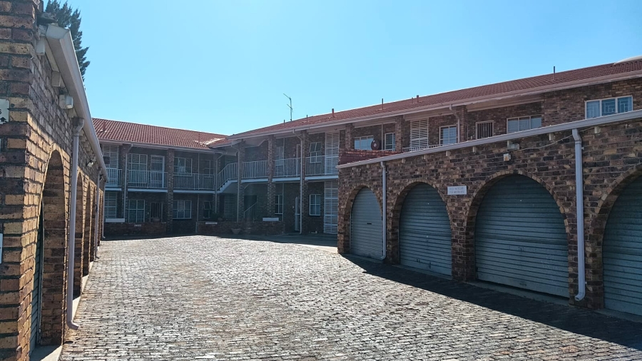 2 Bedroom Property for Sale in Edleen Gauteng