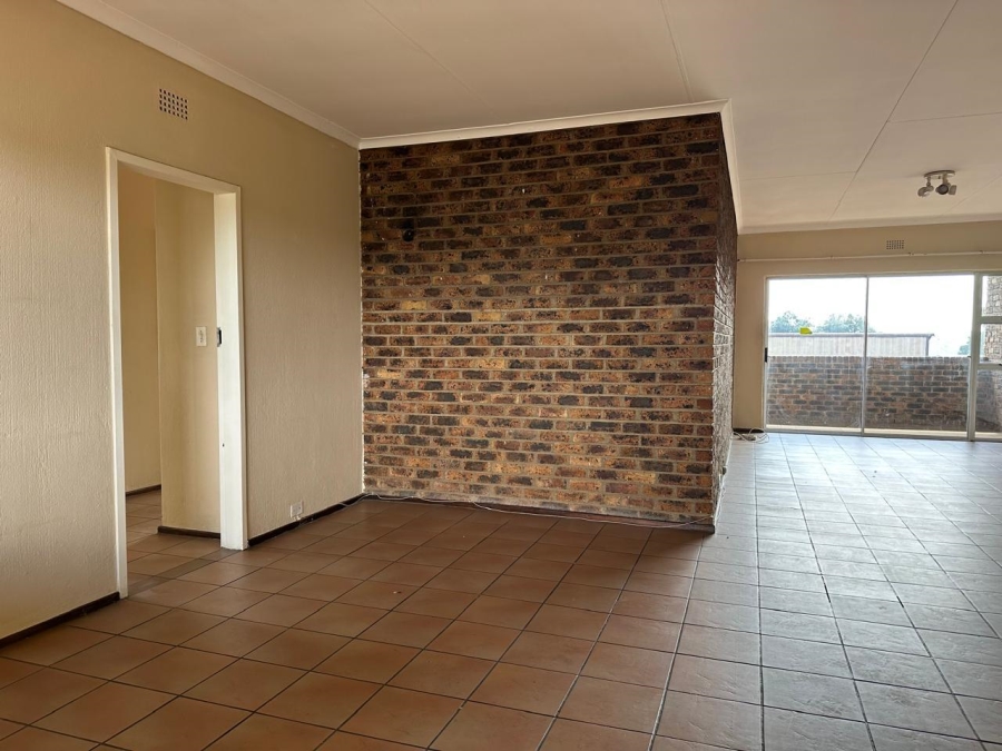 3 Bedroom Property for Sale in Eastleigh Gauteng