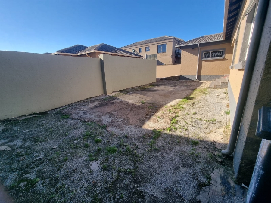 3 Bedroom Property for Sale in Meadowlands East Gauteng