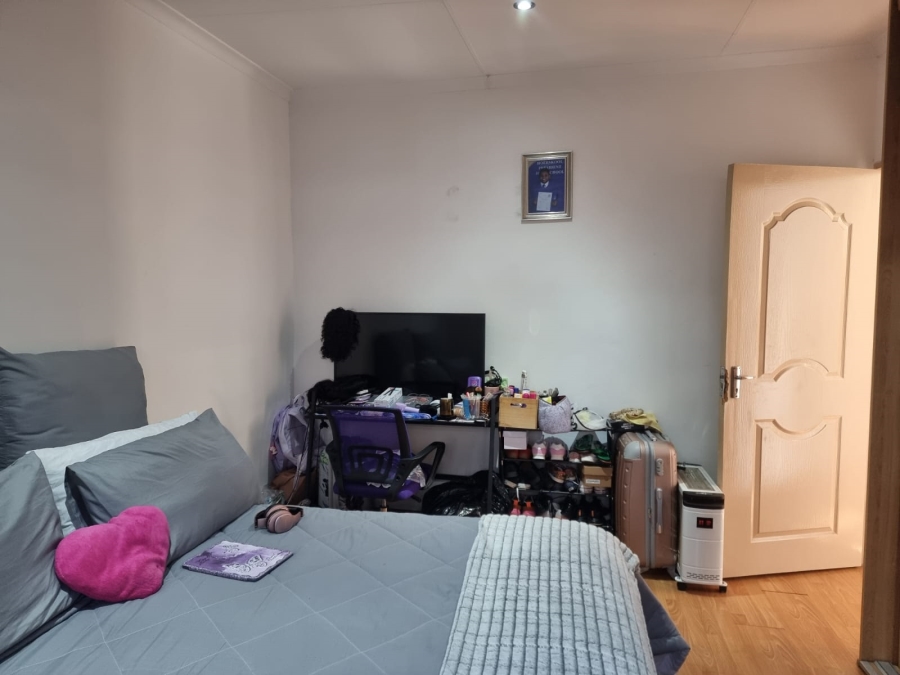 3 Bedroom Property for Sale in Meadowlands East Gauteng