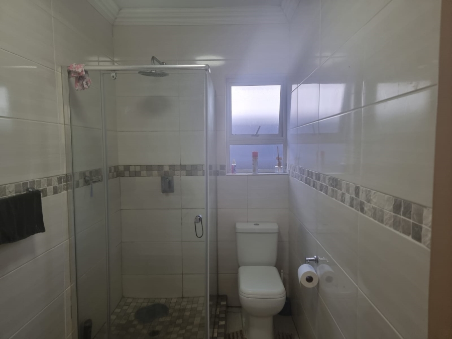 3 Bedroom Property for Sale in Meadowlands East Gauteng