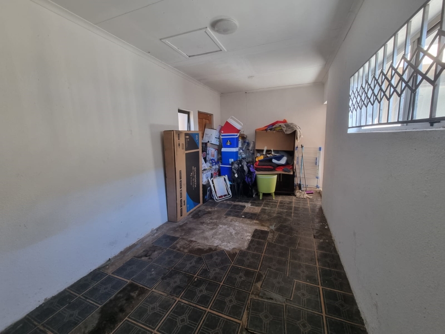 3 Bedroom Property for Sale in Meadowlands East Gauteng