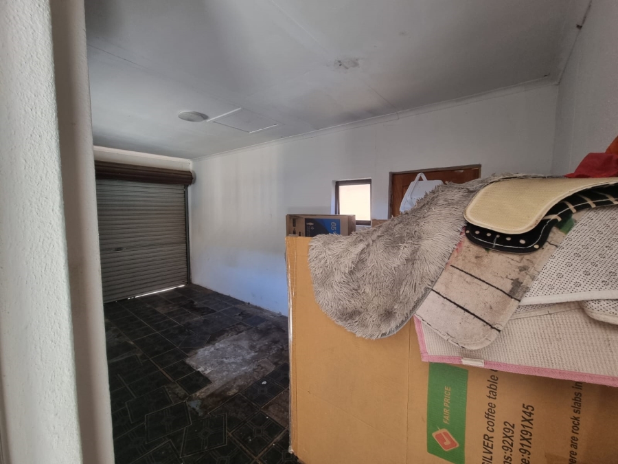 3 Bedroom Property for Sale in Meadowlands East Gauteng