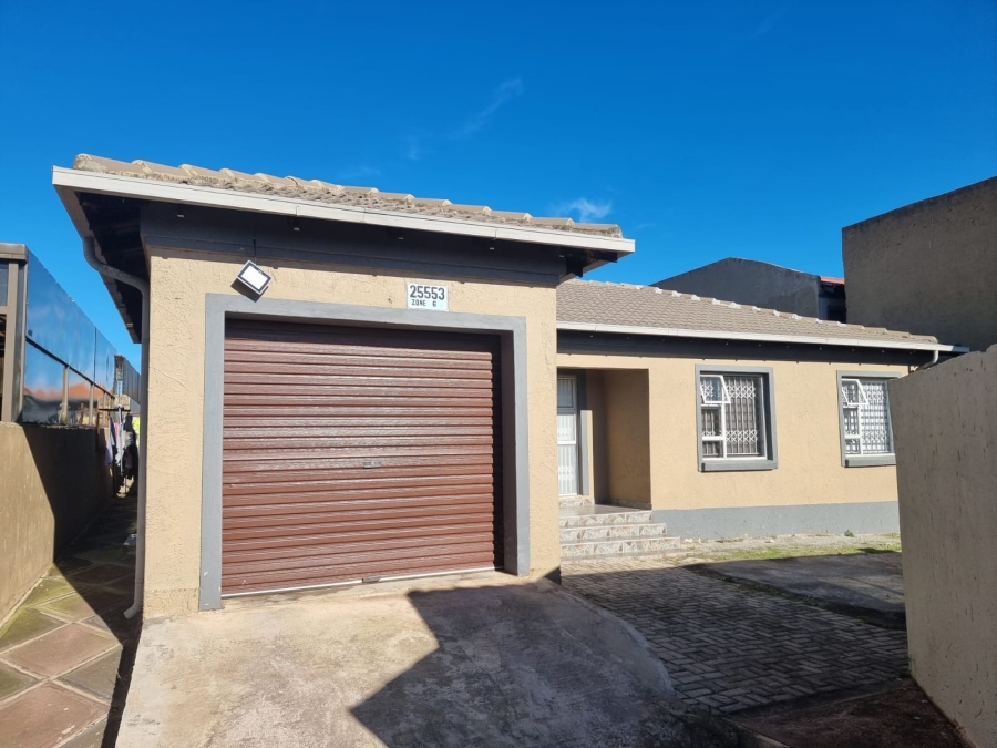 3 Bedroom Property for Sale in Meadowlands East Gauteng