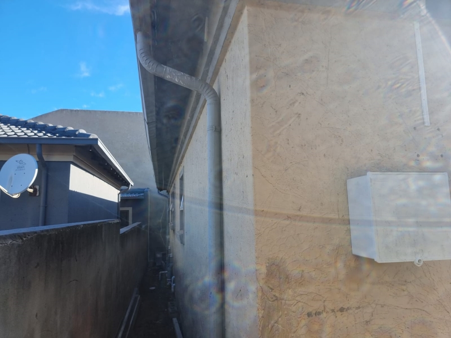 3 Bedroom Property for Sale in Meadowlands East Gauteng