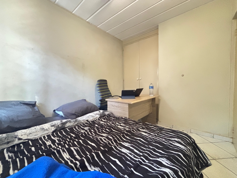 3 Bedroom Property for Sale in Die Hoewes Gauteng