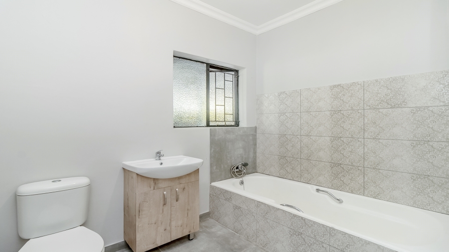 4 Bedroom Property for Sale in Florauna Gauteng