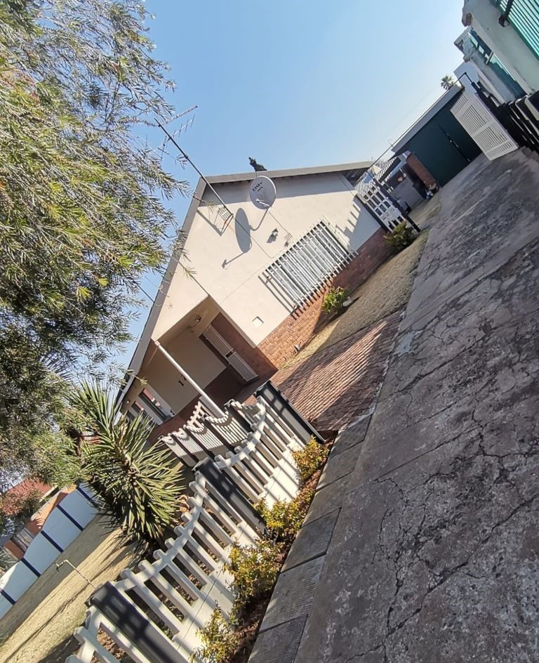 To Let 4 Bedroom Property for Rent in Van Dyk Park Gauteng
