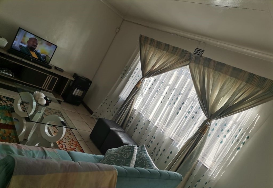 To Let 4 Bedroom Property for Rent in Van Dyk Park Gauteng